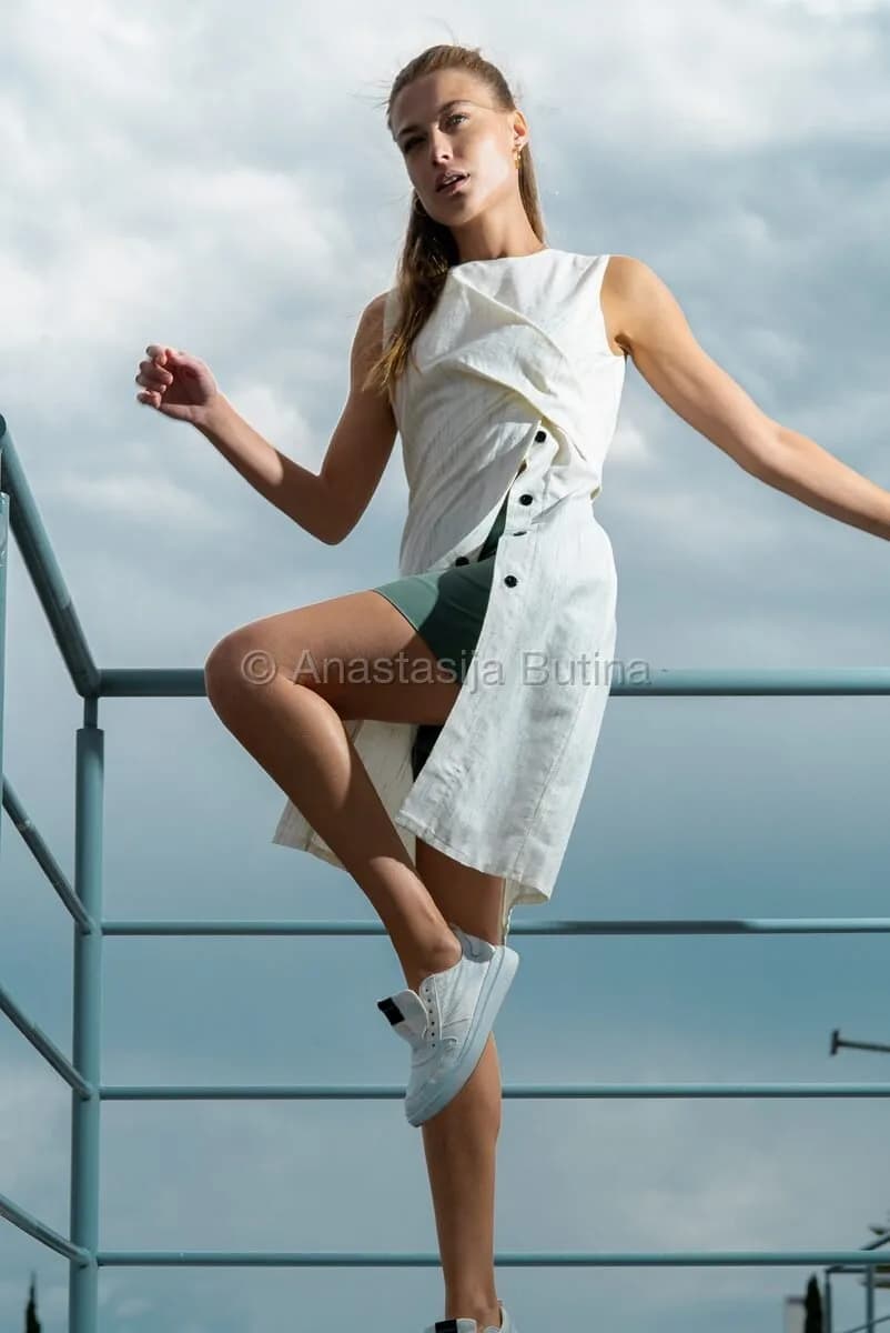 Bespoke women's fashion — Puebla collection portrait